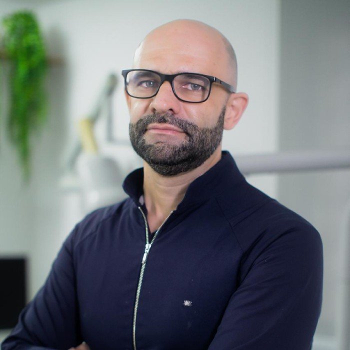 Dr. Luiz Faria - Buco Maxilo